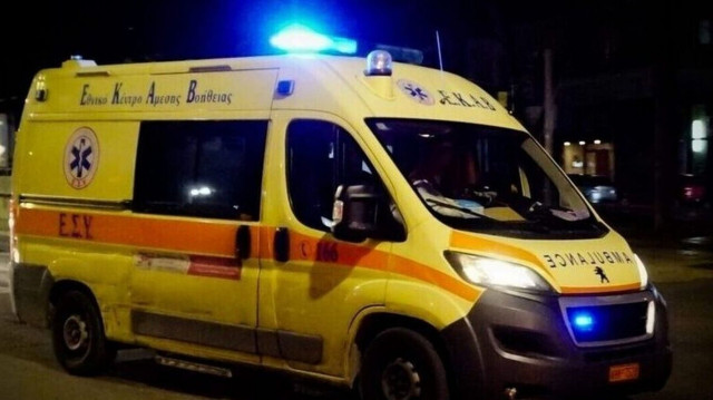 Νεκρός οδηγός σε τροχαίο στην Σπάτων - Πικερμίου - Έπεσε πάνω σε κολώνα