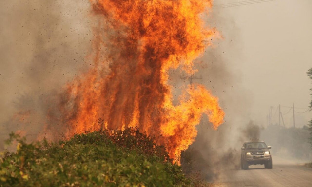 Φωτιά τώρα στην Καβάλα – Συναγερμός στην Πυροσβεστική