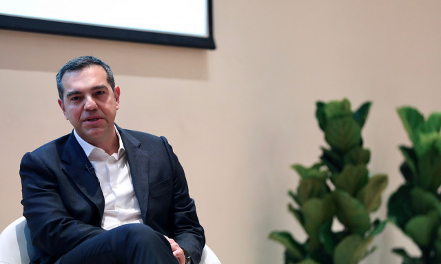 Εκδήλωση Τσίπρα: Αμηχανία σε Κουμουνδούρου - Χαριλάου Τρικούπη για τη σύναξη της Κεντροαριστεράς