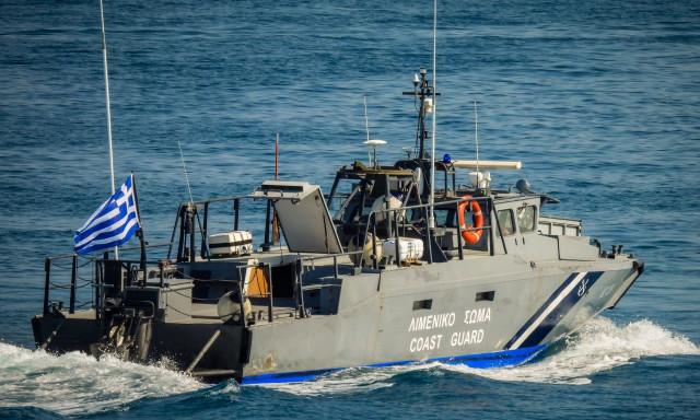 Νέος συναγερμός νότια της Κρήτης: Πλησιάζουν 8 έως 10 καραβιές με μετανάστες- Σε ετοιμότητα οι Αρχές