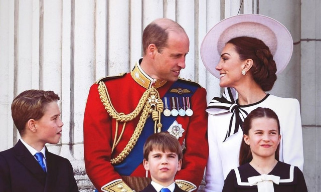 Κέιτ Μίντλετον: Η τρυφερή φωτογραφία με τον Ουίλιαμ και τα παιδιά τους για την Ημέρα του Πατέρα