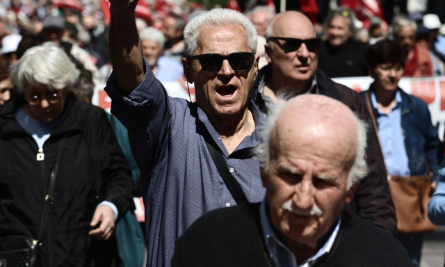 Συντάξεις: Τέσσερις μεγάλες ανατροπές το 2026 - Τι θα ανακοινωθεί στη ΔΕΘ