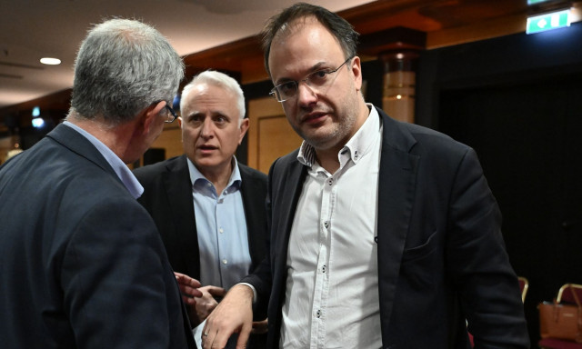 «Μαλλιά-κουβάρια» στον ΣΥΡΙΖΑ για την καρατόμηση Θεοχαρόπουλου -Ραγκούσης: Είναι ντροπή