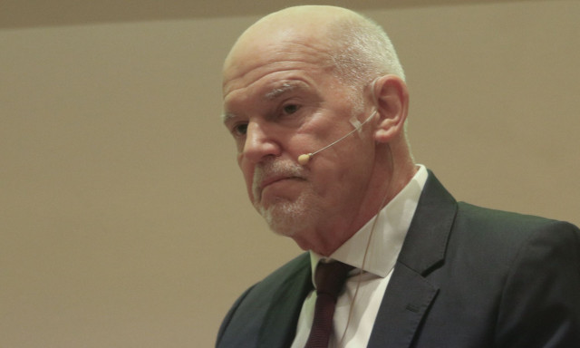 Επίθεση Παπανδρέου στην κυβέρνηση για το άσυλο: Λαμβάνει αντισυνταγματικά, απαράδεκτα μέτρα