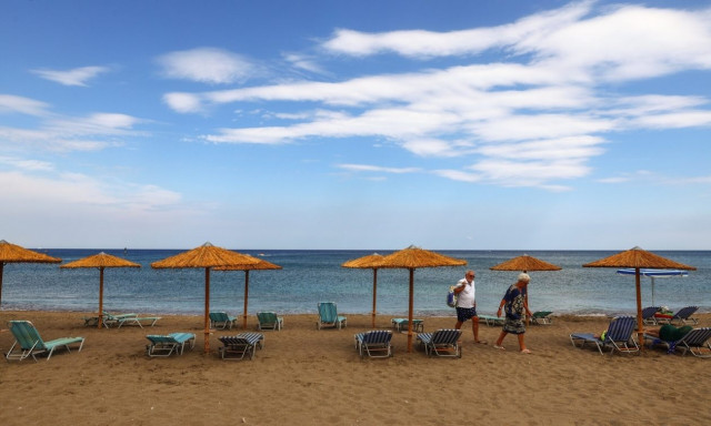 Κρήτη: Έκλεψαν κινητό από λουόμενο - Συνελήφθησαν δύο γυναίκες