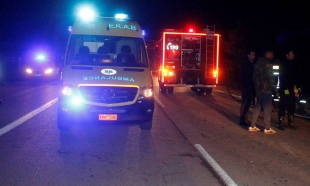 Ιωάννινα: Ένας τραυματίας σε τροχαίο – Απεγκλωβίστηκε από άνδρες της Πυροσβεστικής