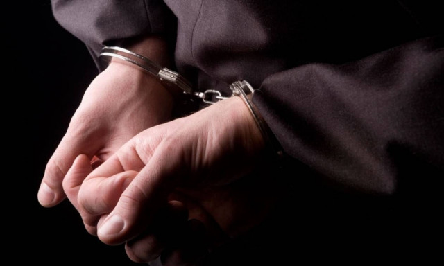 Γλυφάδα: Συνελήφθη 33χρονος για παράβαση της νομοθεσίας περί όπλων