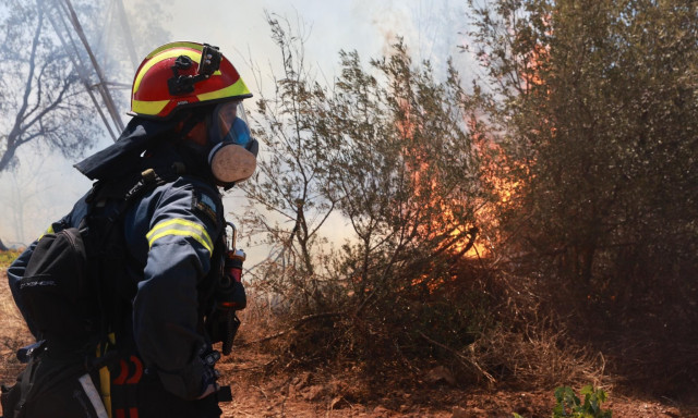 «Πορτοκαλί» συναγερμός για φωτιές αύριο Παρασκευή - Οι επικίνδυνες περιοχές