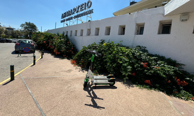 Τα πατίνια της Lime είναι πλέον διαθέσιμα και στη Νότια Αττική