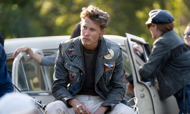 Νέες ταινίες: Μηχανόβιοι στο Σικάγο και μια έφηβη βαμπίρ στη μεγάλη οθόνη