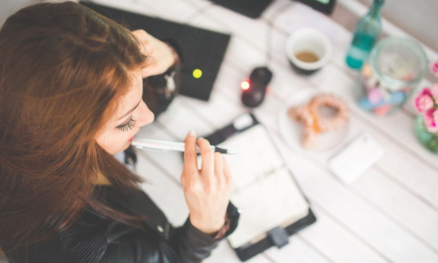 Οι Έλληνες εργαζόμενοι επιζητούν την 4ήμερη εργασία για εξισορρόπηση επαγγελματικής-προσωπικής ζωής