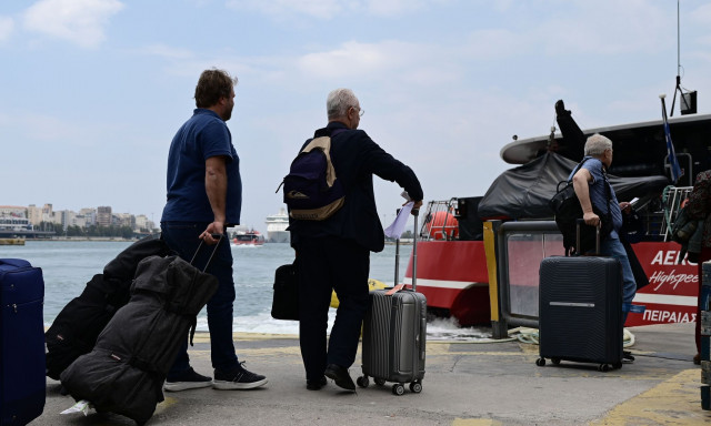 Βγήκαν για ελέγχους οι λιμενικοί στα καράβια της Ακτοπλοΐας