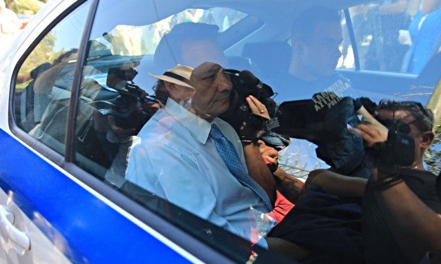 Απόστολος Λύτρας: Τα μηνύματα της συζύγου με την κόρη του - «Βγες από το ρόλο»