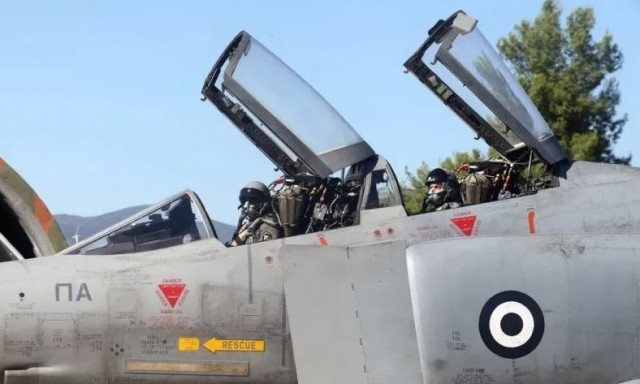 Χρόνια πολλά Phantom! - Ο θρύλος των αιθέρων κλέινει 50 χρόνια στην Πολεμική Αεροπορία