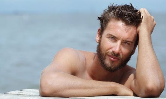 Όλες οι ερωτήσεις και απαντήσεις για τη μεταμόσχευση μαλλιών το καλοκαίρι