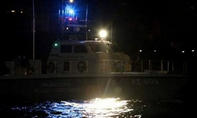 Επιβατηγό πλοίο προσέκρουσε στο λιμάνι της Ρόδου