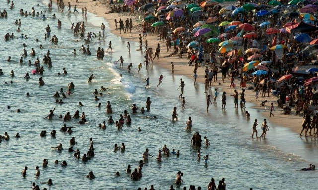 Ποιες επιπτώσεις έχει ο καύσωνας για την υγεία μας;