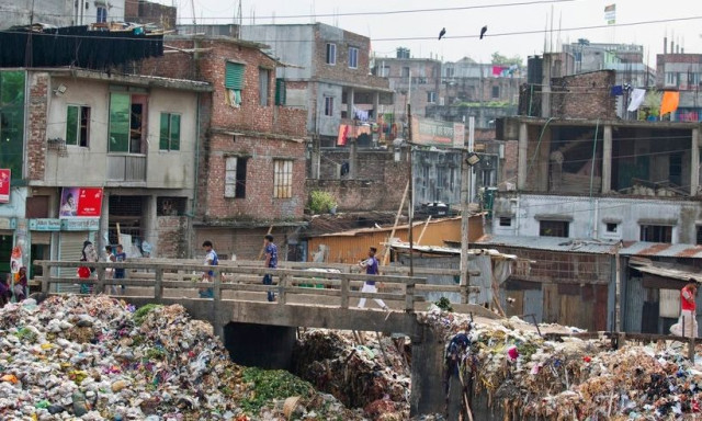 Μπανγκλαντές: Kατέρρευσε γέφυρα - Τουλάχιστον εννέα νεκροί