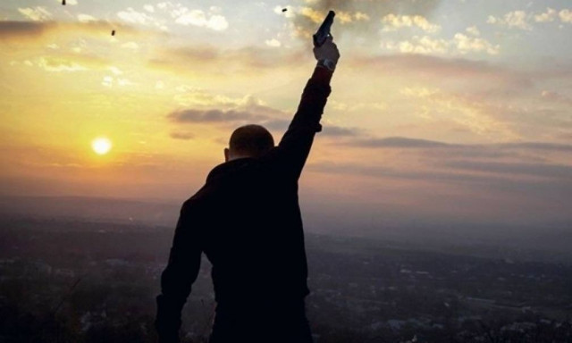 Έβγαλε το όπλο και έριχνε… μπαλωθιές σε γλέντι