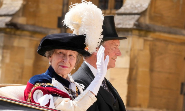 Περιπέτεια για την πριγκίπισσα Άννα: Έπεσε από το άλογο και υπέστη διάσειση