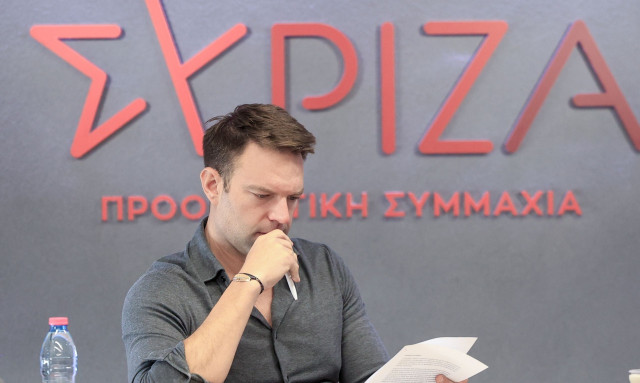 Κασσελάκης: Οδηγεί στην 4η διάσπαση – Βαριά υπονοούμενα για το μαύρο χρήμα