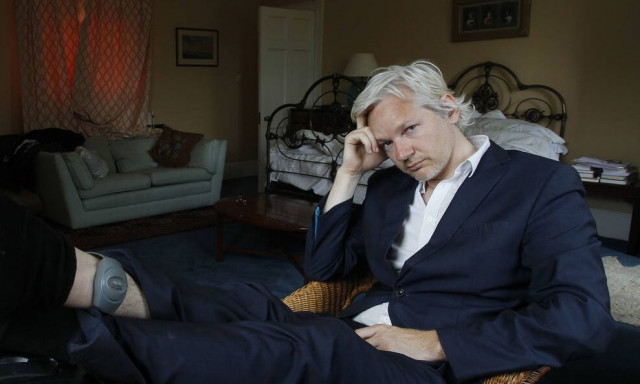 Τζούλιαν Ασάνζ: Απογειώθηκε το αεροπλάνο που τον μεταφέρει στις Μαριάνες Νήσους