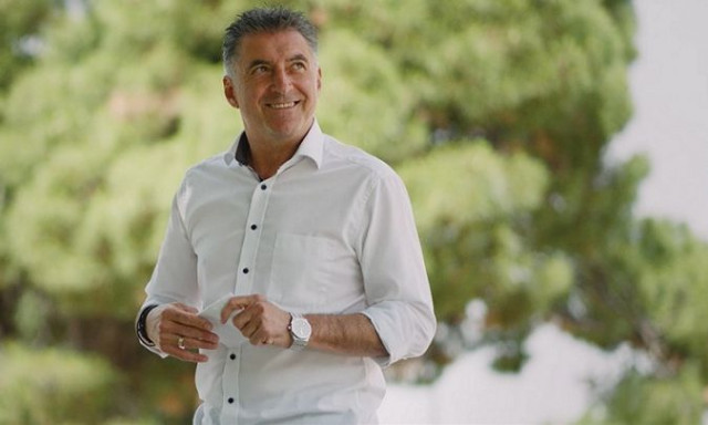 Ο Θοδωρής Ζαγοράκης στέλνει γράμμα στον νεότερο εαυτό του - Οι ένδοξες στιγμές του EURO 2004