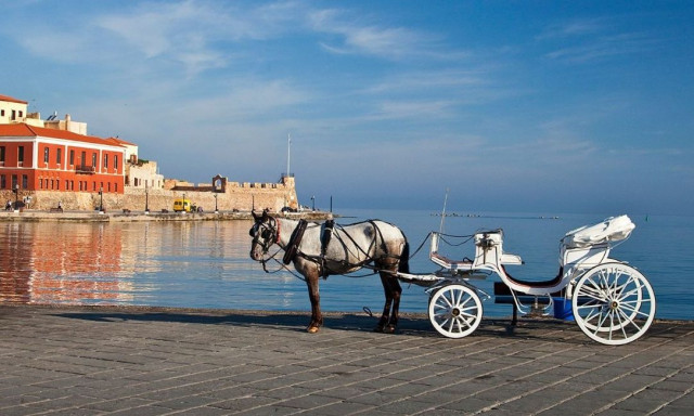 Οι Times & Thetravel.com προτείνουν την Άνδρο για διακοπές εκτός σεζόν