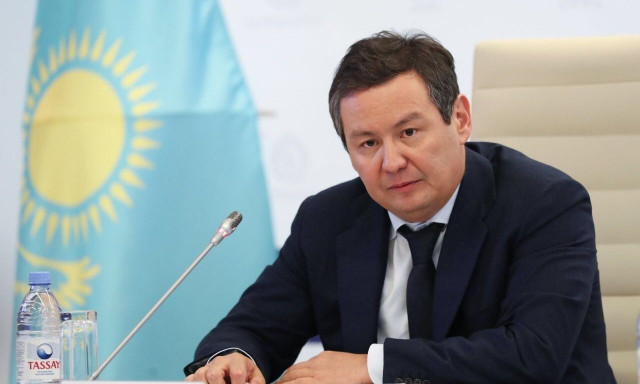 Daniyar Abulgazin: Αυτός είναι ο Καζακστανός ολιγάρχης που κόντεψε να κάψει την Ύδρα