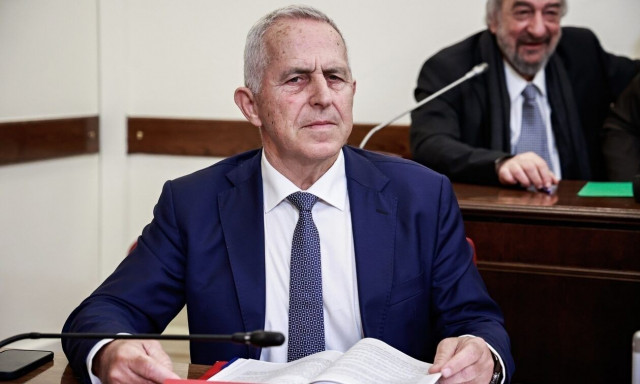 Αλλαγή «ρότας» από Αποστολάκη για το «μαύρο χρήμα» στον ΣΥΡΙΖΑ