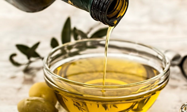 Ελαιόλαδο: Πόσο πωλείται σήμερα ο τενεκές σε Κρήτη, Λακωνία και Μεσσηνία