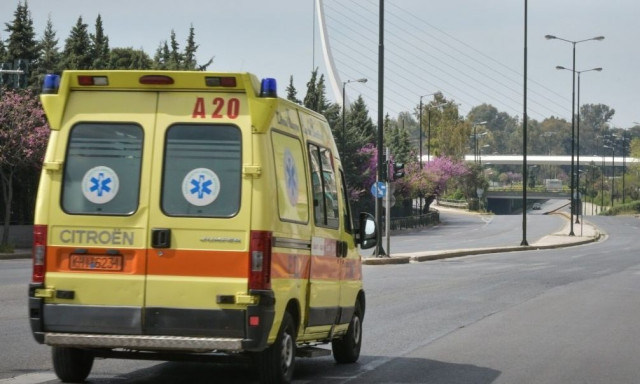 Κοζάνη: Αυτοκίνητο παρέσυρε πεζή στο κέντρο της πόλης - Διακομίστηκε επειγόντως στο νοσοκομείο