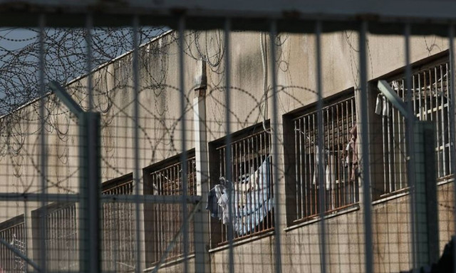 Φυλακές Κορυδαλλού: Ομολόγησε ο δολοφόνος του Αλβανού βαρυποινίτη - «Μίλησαν» οι κάμερες