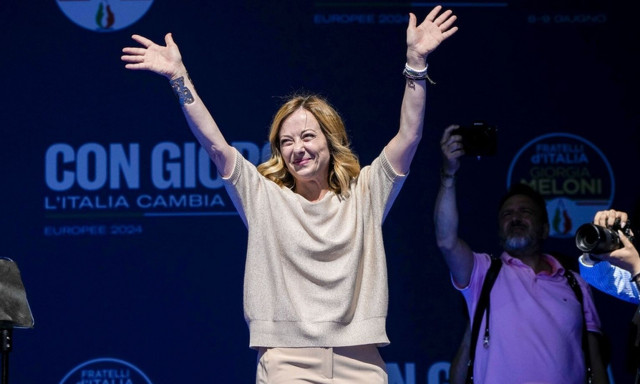 Μελόνι: «Δεν συμμερίζομαι τη συνάθροιση κάποιων, με στόχο την απομόνωση των υπολοίπων»