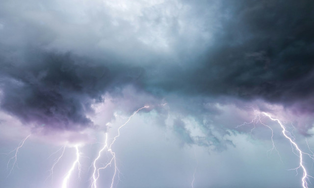 Χαλκιδική: «Προσπαθούσαν για μια ώρα να σώσουν τη Δωροθέα» - Πώς χτύπησε κεραυνός τη 13χρονη