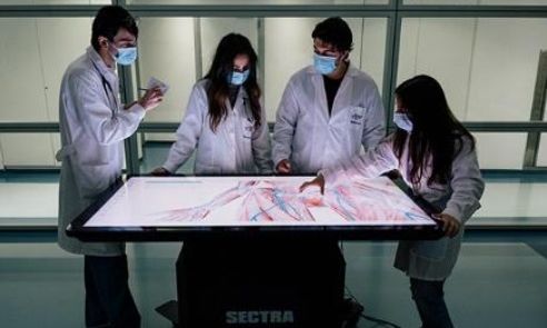 Γερμανία – Κύπρος: Κορυφαίες Σπουδές Ιατρικής από το Ευρωπαϊκό Πανεπιστήμιο Κύπρου