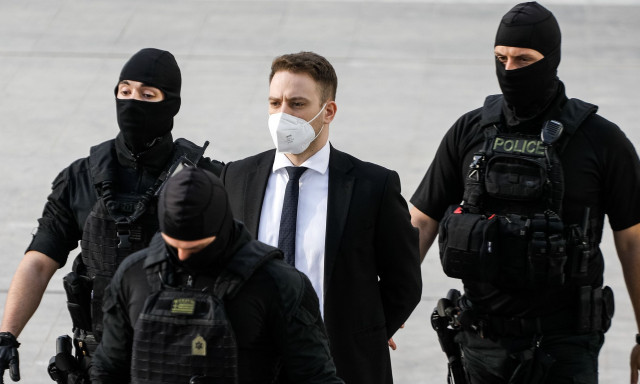 Πανελλήνιες 2024: Πέρασε ο Μπάμπης Αναγνωστόπουλος, ποιες σχολές μπορεί να δηλώσει