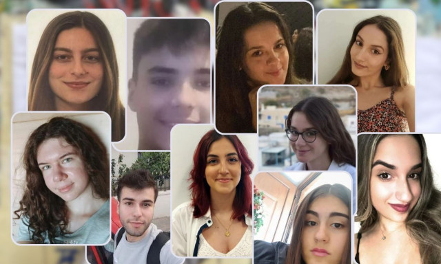 Πανελλήνιες 2024: Αγωνία τέλος! - Αυτοί είναι οι «πρώτοι» - Εξηγούν πώς αρίστευσαν