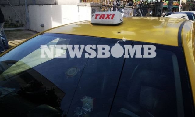 O Viral ταξιτζής της Θεσσαλονίκης που έχει φτιάξει ποιητική συλλογή όσο οδηγεί