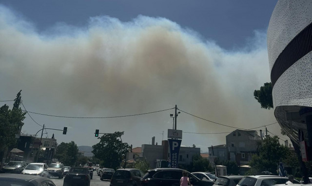 Φωτιά στην Πάρνηθα: Νέο μήνυμα του 112