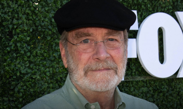 Πέθανε ο Martin Mull, ηθοποιός από την δημοφιλή σειρά «Σαμπρίνα η μικρή μάγισσα»
