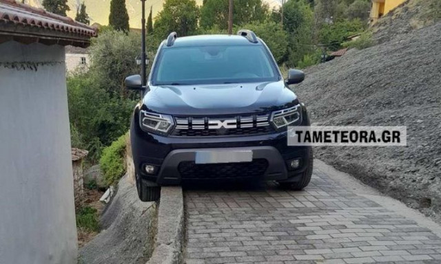 Αυτός είναι ο καταραμένος δρόμος στην Ελλάδα - «Κολλάνε» όλα τα αυτοκίνητα