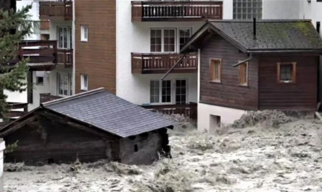 Ελβετία: Τέσσερις νεκροί και δύο αγνοούμενοι έπειτα από καταρρακτώδεις βροχές