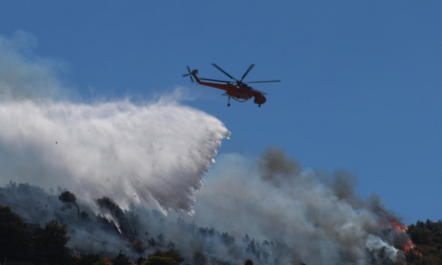 Φωτιά στην Σταμάτα: Δεύτερος τραυματίας - Του χορηγήθηκε οξυγόνο
