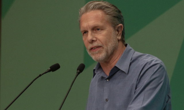 Γερουλάνος: «ΠΑΣΟΚ χωρίς τον νέο πρόεδρό του στη Βουλή, θα είναι δώρο στον κ. Μητσοτάκη»