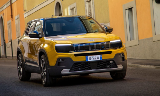Το ηλεκτρικό Jeep Avenger πλέον πιο φτηνό!