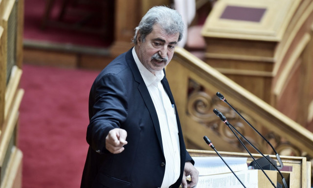 Μανιφέστο Πολάκη για Κεντροαριστερά - Αιχμές σε Κασσελάκη για την υπερπροβολή των προσωπικών του