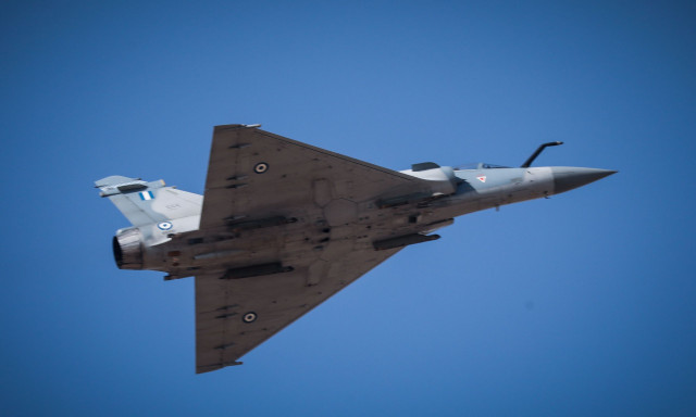 Εγκατάλειψη Mirage 2000-5 στην Τανάγρα: Σώα η πιλότος