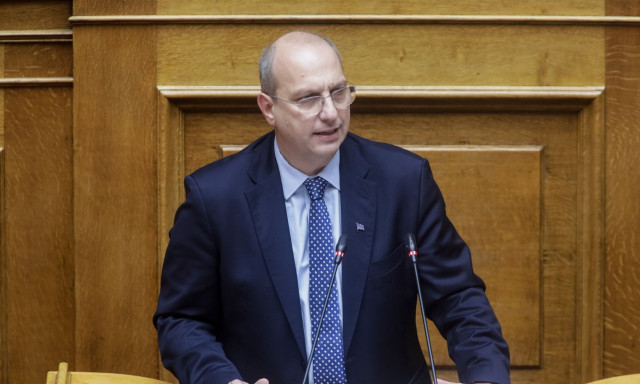 Οικονόμου: Οι εποχικοί πυροσβέστες έχουν το σεβασμό μας, αλλά η διεκδίκηση με βία δεν είναι αποδεκτή