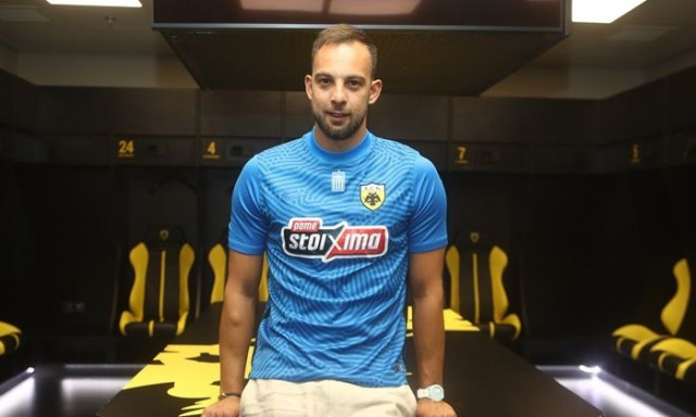 Μεταγραφές: Επίσημα παίκτης της ΑΕΚ ο Αλμπέρτο Μπρινιόλι – Υπέγραψε για τρία χρόνια